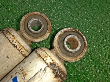 АМОРТИЗАТОР НА MITSUBISHI DELICA PD6W 6G72