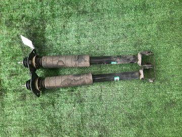 АМОРТИЗАТОР НА NISSAN SKYLINE V35 VQ25DD