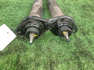 АМОРТИЗАТОР НА NISSAN SKYLINE V35 VQ25DD