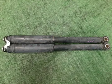 АМОРТИЗАТОР НА TOYOTA ESTIMA ACR30W 2AZ-FE