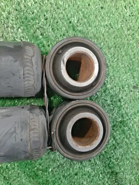 АМОРТИЗАТОР НА TOYOTA ESTIMA ACR30W 2AZ-FE