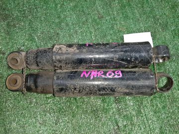 АМОРТИЗАТОР НА ISUZU ELF NHR69 4JG2