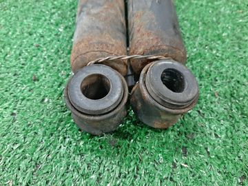 АМОРТИЗАТОР НА TOYOTA LITE ACE YM55 2Y