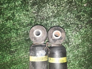 АМОРТИЗАТОР НА TOYOTA AQUA NHP10 1NZ-FXE