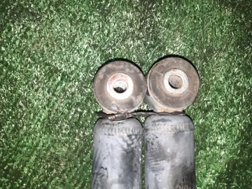 АМОРТИЗАТОР НА HONDA FIT GD1 L13A