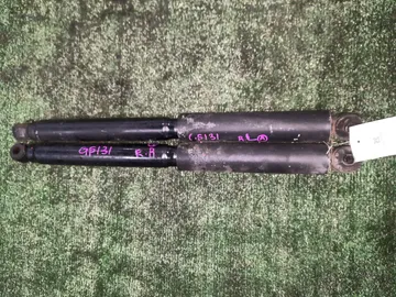 АМОРТИЗАТОР НА TOYOTA CROWN GS131 1G-FE