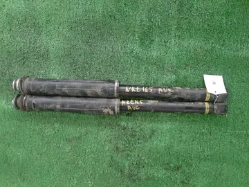 АМОРТИЗАТОР НА TOYOTA COROLLA FIELDER NKE165G 1NZ-FXE