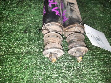 АМОРТИЗАТОР НА SUZUKI ESCUDO TL52W J20A