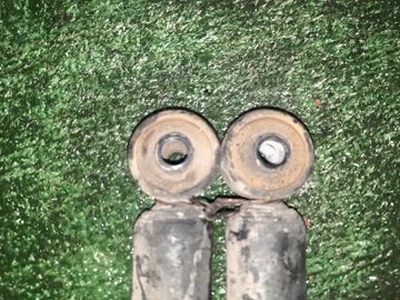 АМОРТИЗАТОР НА SUZUKI ESCUDO TL52W J20A