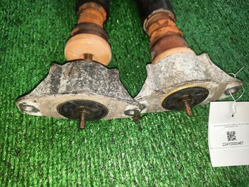 АМОРТИЗАТОР НА MAZDA AXELA BKEP LF-VE