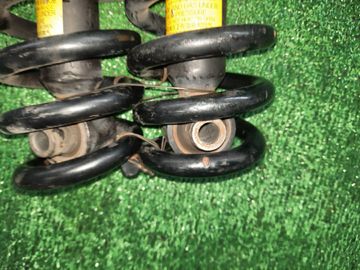 АМОРТИЗАТОР НА LEXUS GS350 GRL10 2GR-FSE