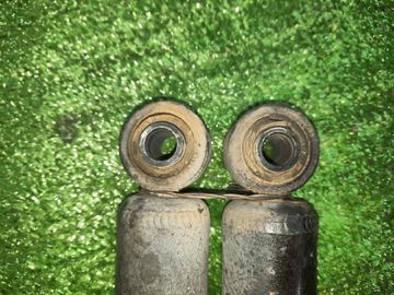 АМОРТИЗАТОР НА SUZUKI JIMNY JB23W K6A-T