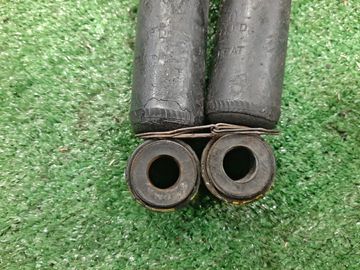 АМОРТИЗАТОР НА TOYOTA COROLLA EE103 5E-FE