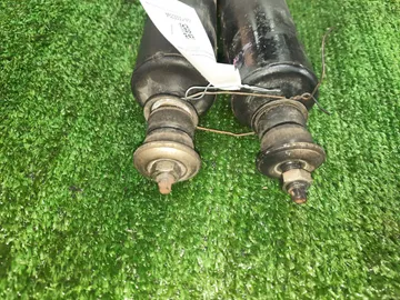 АМОРТИЗАТОР НА MAZDA BONGO SE88M F8