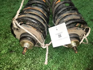 АМОРТИЗАТОР НА NISSAN SERENA TC24 QR20DE