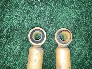 АМОРТИЗАТОР НА NISSAN SERENA TC24 QR20DE