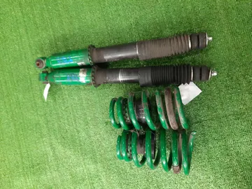 АМОРТИЗАТОР НА HONDA ELYSION RR1 K24A