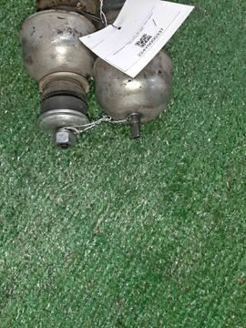 АМОРТИЗАТОР НА NISSAN LEAF ZE1 EM57