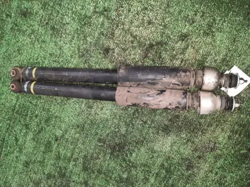 АМОРТИЗАТОР НА NISSAN LEAF AZE0 EM57