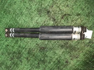 АМОРТИЗАТОР НА DAIHATSU TAFT LA900S KF