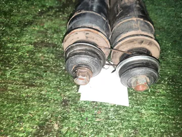 АМОРТИЗАТОР НА TOYOTA PRIUS ZVW30 2ZR-FXE