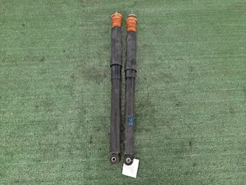 АМОРТИЗАТОР НА HONDA VEZEL RU3 LEB