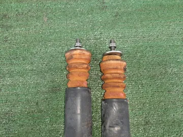 АМОРТИЗАТОР НА HONDA VEZEL RU3 LEB