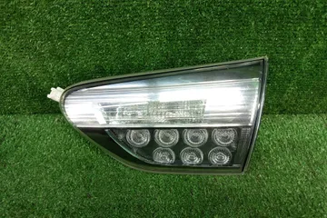 ВСТАВКА МЕЖДУ СТОПОВ НА TOYOTA WISH ZGE20G