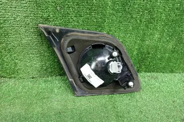 ВСТАВКА МЕЖДУ СТОПОВ НА MAZDA AXELA BK3P