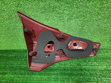 ВСТАВКА МЕЖДУ СТОПОВ НА TOYOTA RAV4 ZSA44