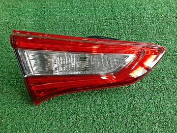 ВСТАВКА МЕЖДУ СТОПОВ НА TOYOTA VITZ NSP130