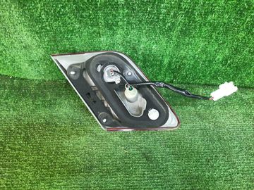 ВСТАВКА МЕЖДУ СТОПОВ НА TOYOTA CAMRY ACV40