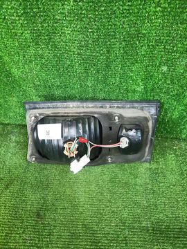 ВСТАВКА МЕЖДУ СТОПОВ НА TOYOTA IPSUM SXM10G