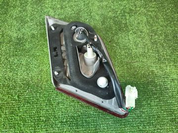 ВСТАВКА МЕЖДУ СТОПОВ НА TOYOTA CAMRY ACV40