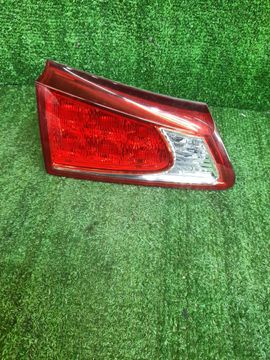 ВСТАВКА МЕЖДУ СТОПОВ НА LEXUS IS250 GSE20