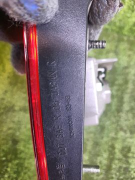 ВСТАВКА МЕЖДУ СТОПОВ НА LEXUS IS250 GSE20