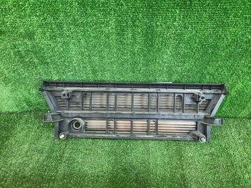 ВСТАВКА МЕЖДУ СТОПОВ НА TOYOTA CHASER GX90