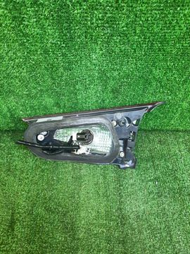 ВСТАВКА МЕЖДУ СТОПОВ НА MAZDA AXELA BM5FS