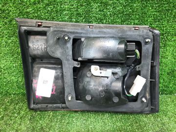 ВСТАВКА МЕЖДУ СТОПОВ НА TOYOTA CALDINA ST190G