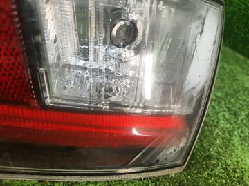 ВСТАВКА МЕЖДУ СТОПОВ НА TOYOTA PRIUS ZVW50