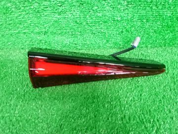 ВСТАВКА МЕЖДУ СТОПОВ НА TOYOTA PRIUS ZVW50