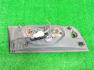 ВСТАВКА МЕЖДУ СТОПОВ НА TOYOTA MARK II GX100