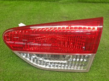 ВСТАВКА МЕЖДУ СТОПОВ НА TOYOTA WISH ZGE20