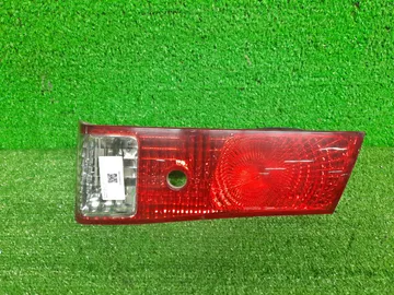 ВСТАВКА МЕЖДУ СТОПОВ НА TOYOTA CAMRY GRACIA SXV20