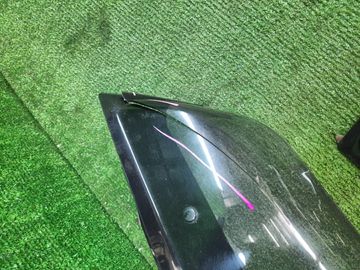 ВЕТРОВИК НА TOYOTA IPSUM SXM10