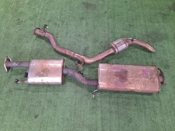 ГЛУШИТЕЛЬ НА NISSAN ELGRAND PE52 VQ25DE