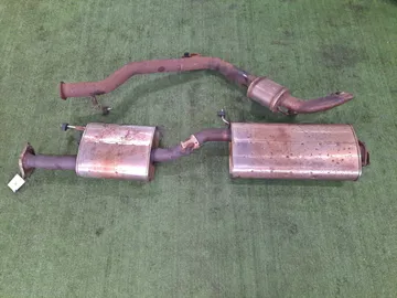 ГЛУШИТЕЛЬ НА NISSAN ELGRAND PE52 VQ25DE