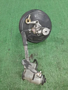 ГЛАВНЫЙ ТОРМОЗНОЙ ЦИЛИНДР НА TOYOTA HARRIER ACU15W 2AZ-FE