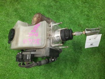ГЛАВНЫЙ ТОРМОЗНОЙ ЦИЛИНДР НА TOYOTA PROGRES JCG11 2JZ-GE