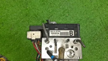 ГЛАВНЫЙ ТОРМОЗНОЙ ЦИЛИНДР НА TOYOTA PRIUS NHW20 1NZ-FXE